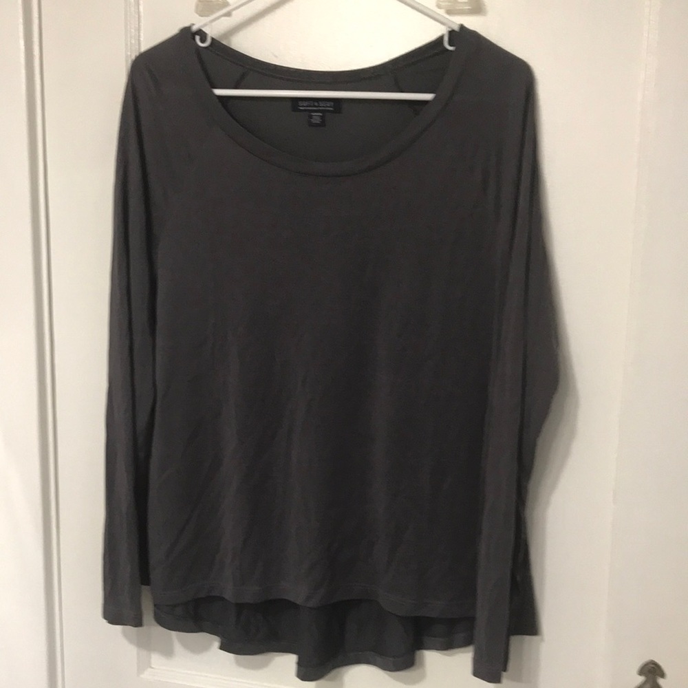 Long sleeve gray